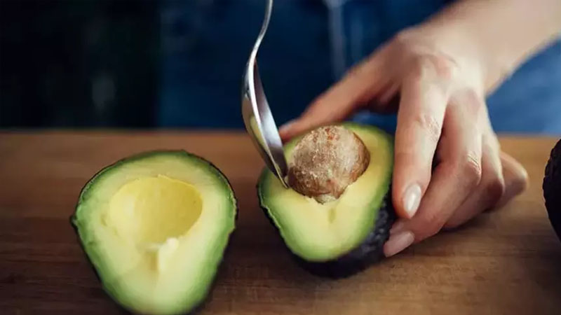 Avokado seçimində qızıl qayda - Nəyə diqqət edək?