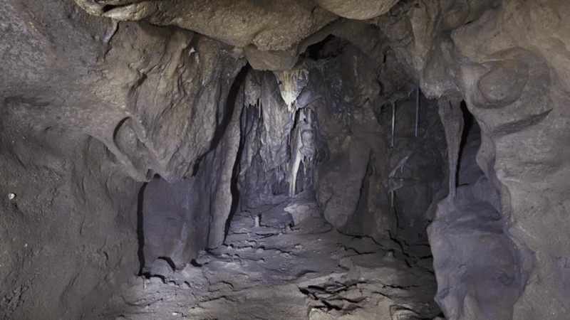 40 min il açılmamış gizli mağara tapıldı: Ora nə var?