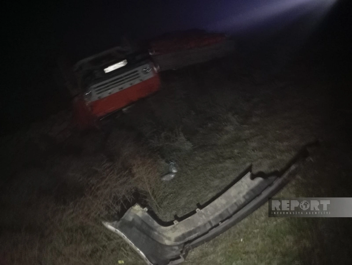 Salyanda zəncirvari qəza: 7 nəfər xəsarət aldı (FOTO)