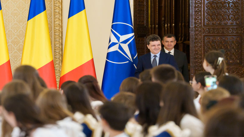 Rumıniya bəyan etdi: “Moldova ilə birləşmə barədə ciddi danışıqlara hazırıq”