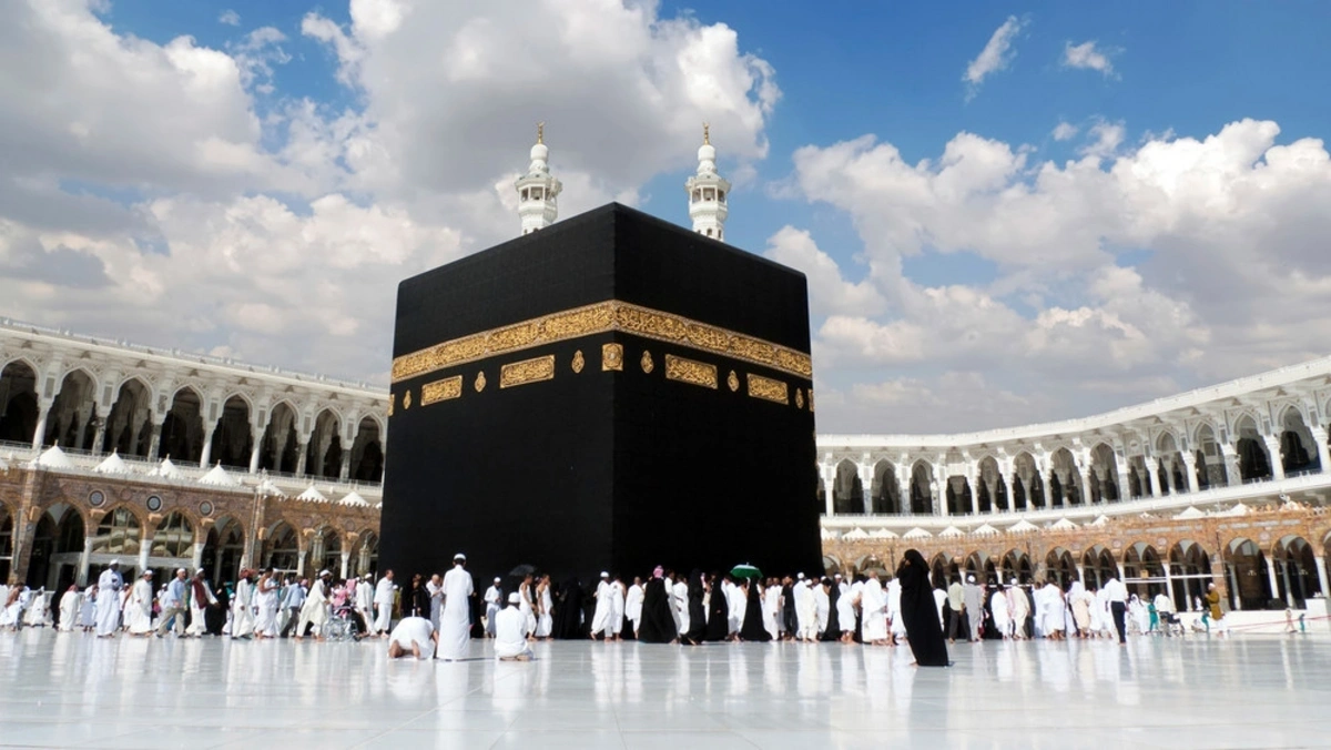 Həccə getmək istəyənlərin nəzərinə - Vizaların verilmə tarixi açıqlandı