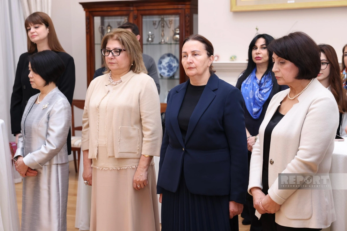 Yaponiya azərbaycanlı pedaqoqu ali dövlət mükafatı ilə təltif etdi (FOTO)