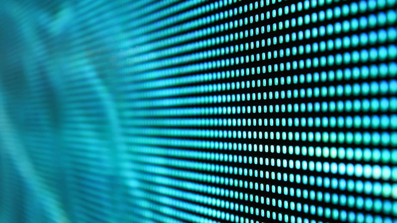 Alimlər keçilməz sayılan LED texnologiyası baryerini aşdı