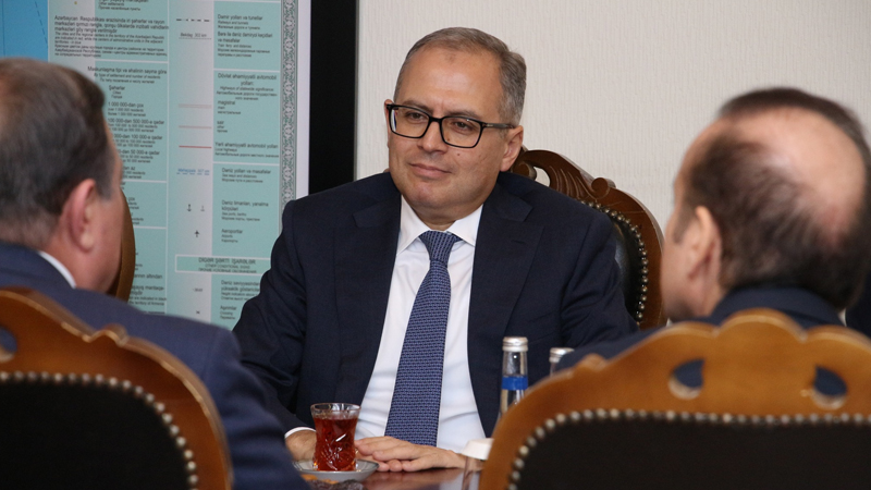 Bakıda icra başçısından yeni təyinatlar