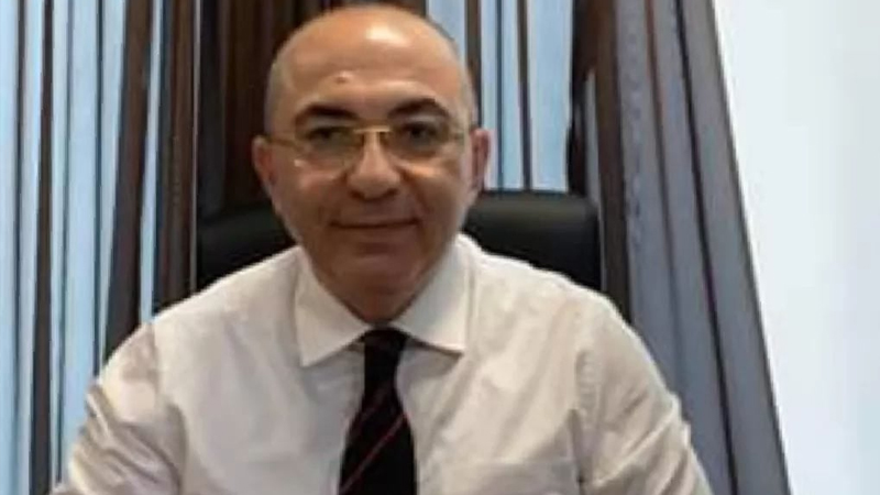 Keçmiş məmurun şirkətinə 5,6 milyonluq sifariş