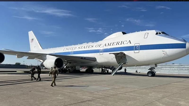 ABŞ-ın qiyamət təyyarələri: 45 illik nəhənglərin içində nələr baş verir?