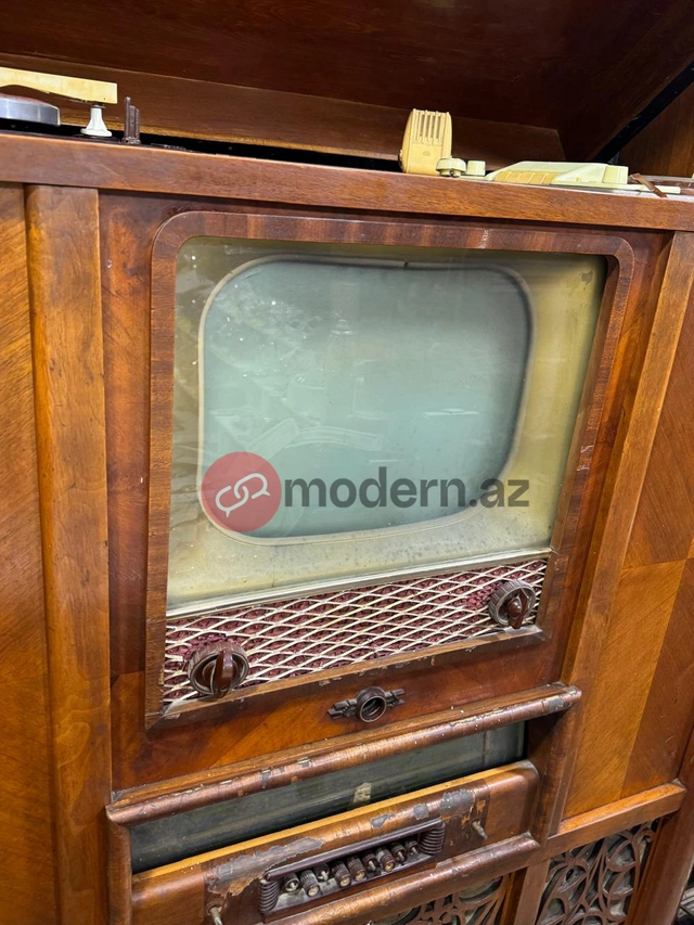 Mircəfər Bağırovun əşyası 18 min manata satılır