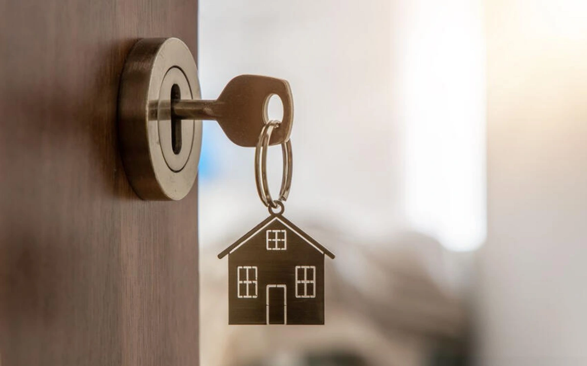 MTK-sakin qarşıdurması: Evlər illərdir təhvil verilmir (VİDEO)