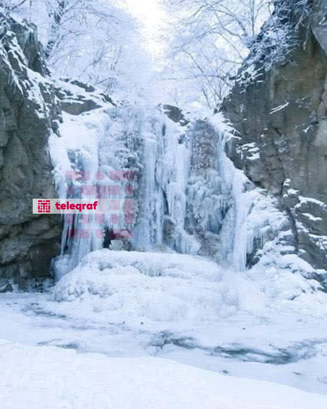 Azərbaycanda bu şəlalə dondu (FOTO)