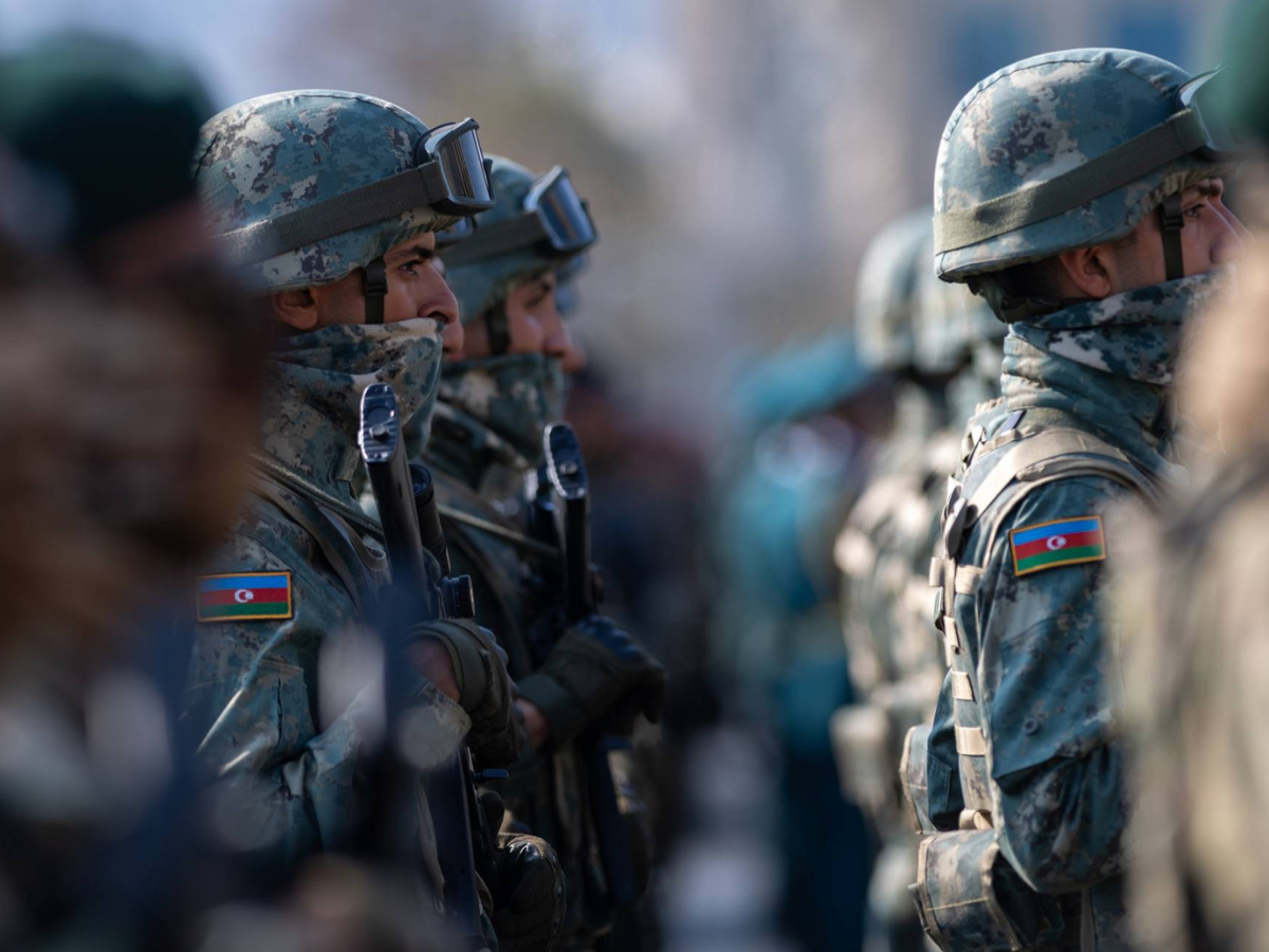 Rütbəli şəxslərə güzəştli pensiya təyinatı üçün xidmət müddətinin hesablanma qaydası müəyyənləşdi