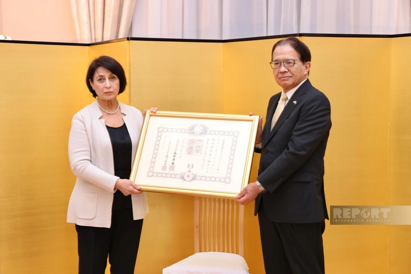 Yaponiya azərbaycanlı pedaqoqu ali dövlət mükafatı ilə təltif etdi (FOTO)