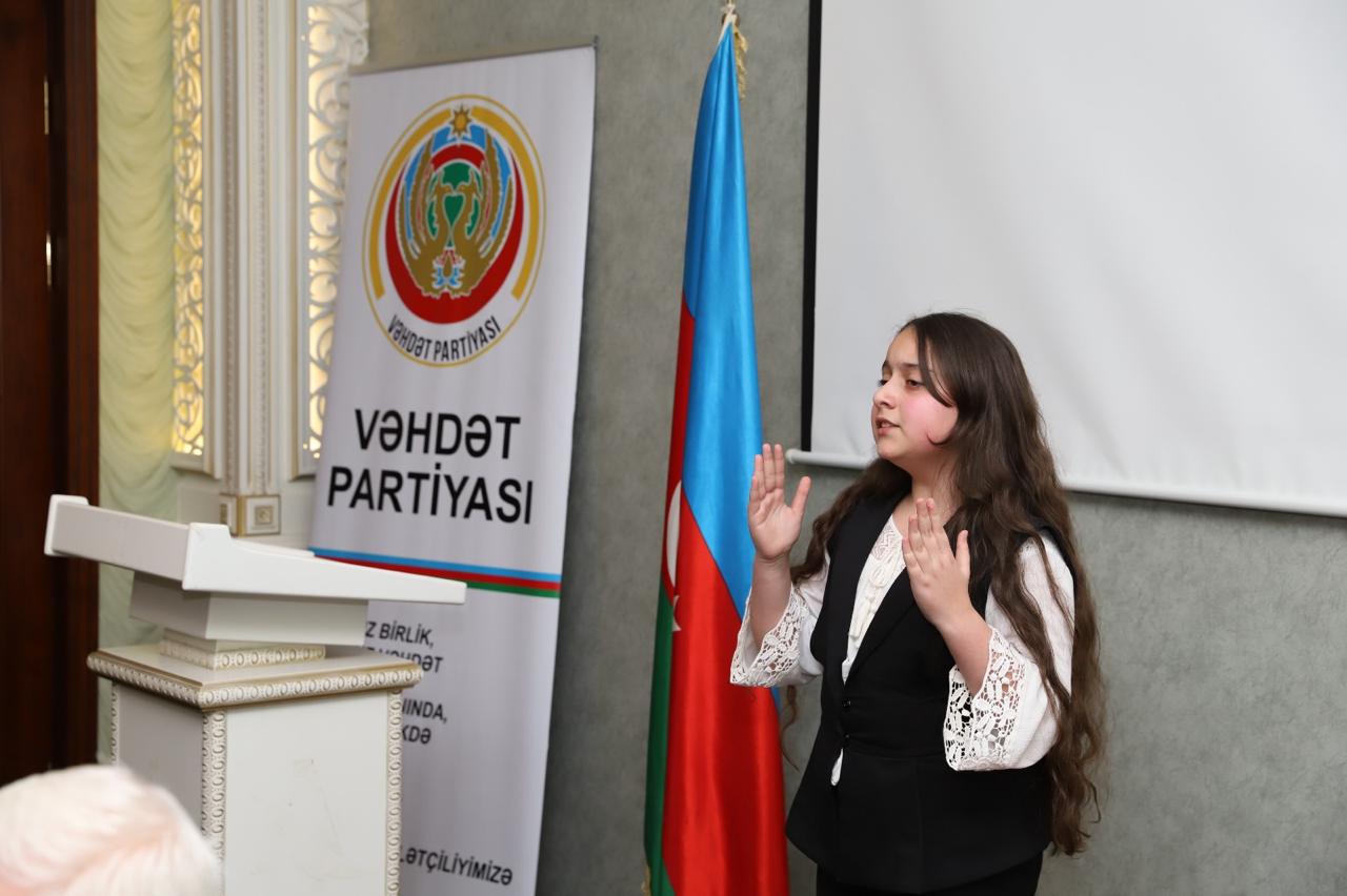 Primakovun adı siyahıdan niyə çıxarılıb? (FOTO)