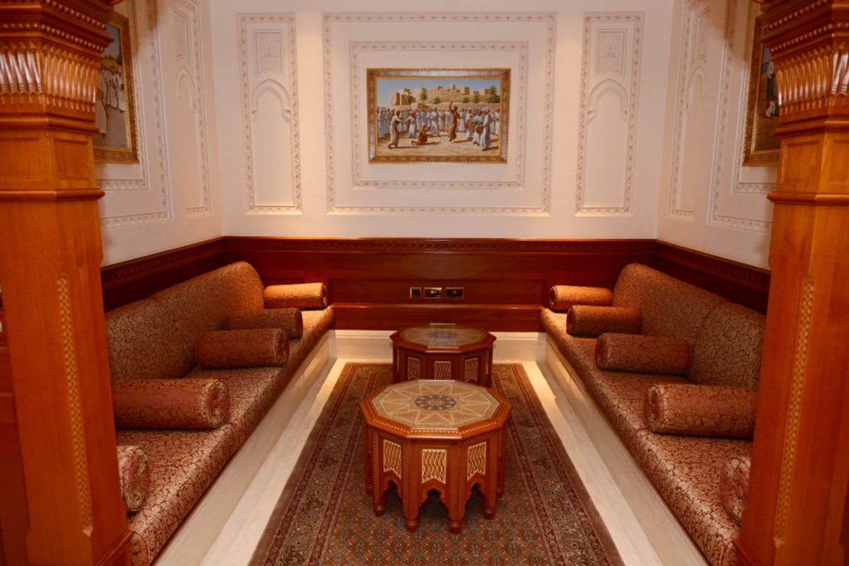 Leyla Əliyeva Maskatda Sultan Opera Evində oldu (FOTO)