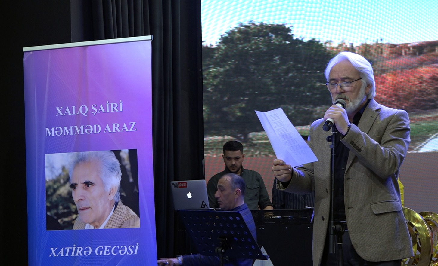 Məmməd Arazın xatirə gecəsi keçirildi (FOTO)