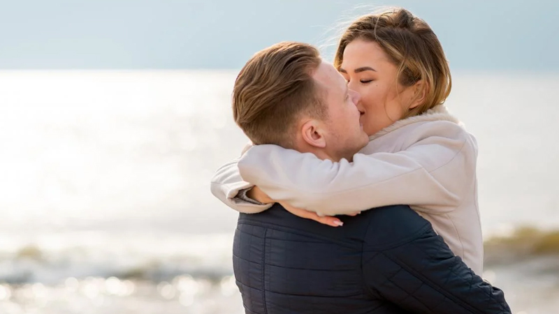 Xanımınız sizdən beş dəfə çox qazanırsa... - Nikahı necə qorumaq olar?