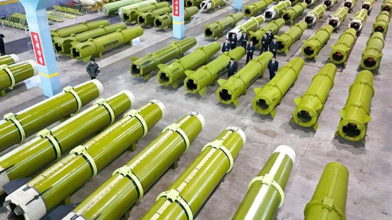 Şimali Koreya idarəolunan silah istehsalını demək olar ki, üç dəfə artıracaq