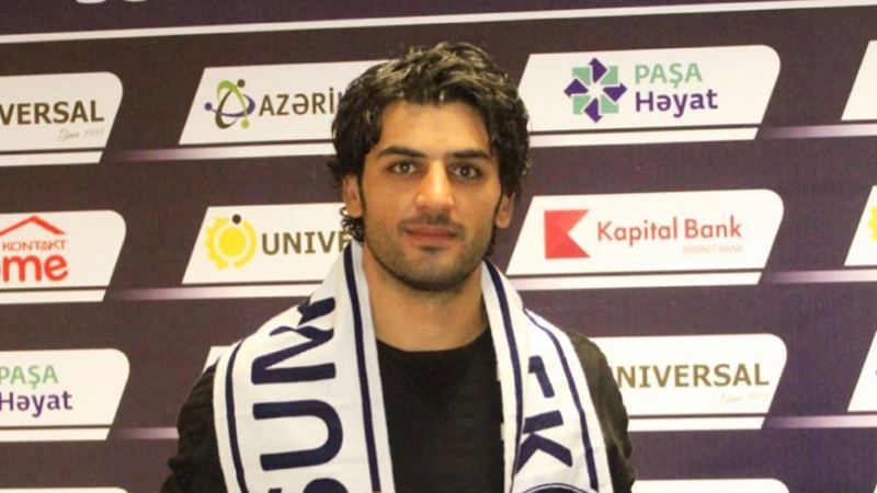 Azərbaycanın 4 klubunda oynamış futbolçu İraanda həbs olundu