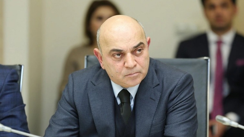 Prezident sədr müavinini vəzifədən azad etdi