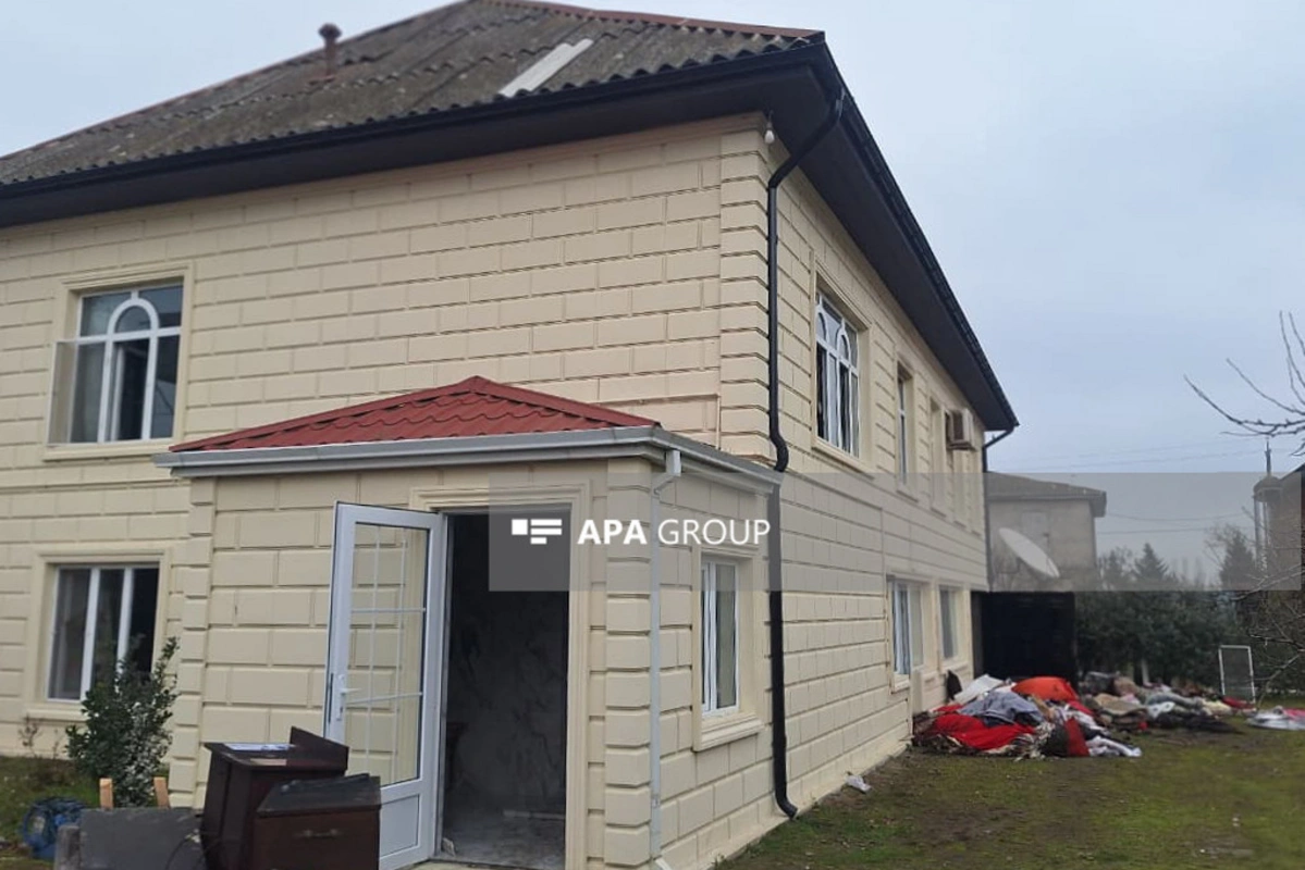 Lənkəranda oğrular mürəbbə yeyib evi yandırdılar - İDDİA