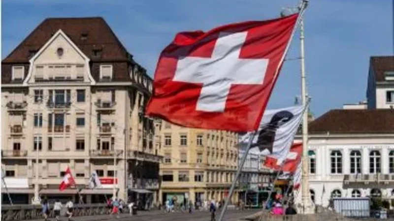 İsveçrə Rusiyaya görə beş azərbaycanlıya sanksiya tətbiq etdi