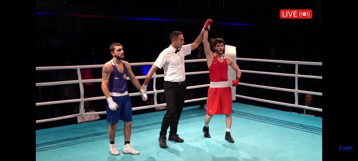 Sumqayıt boksçularından uğurlu nəticələr (FOTO)