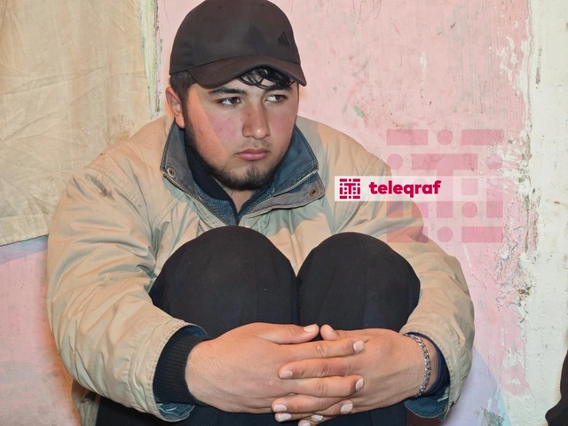 Fermada keçən uşaqlıq: Cəlilabadda dörd qardaş məktəb üzü görmür