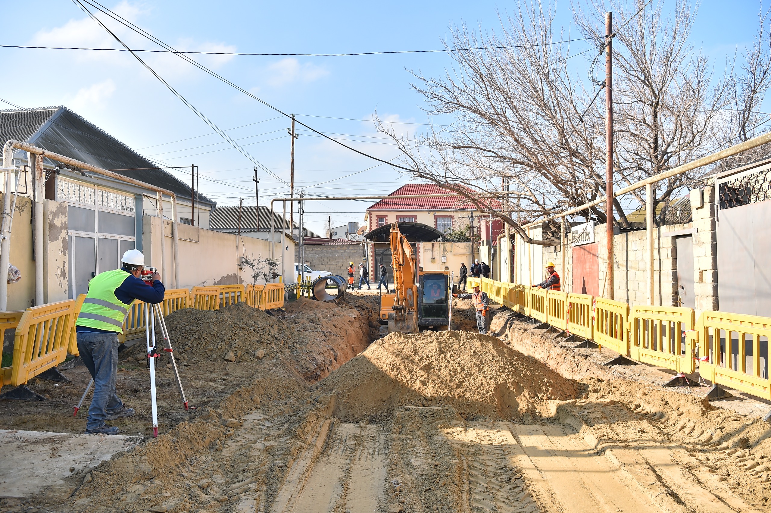 7 küçədə üzərində evlər tikilən xətlərin yeri dəyişdirildi (FOTO/VİDEO)