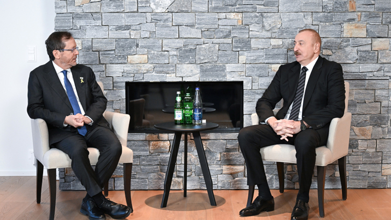 İlham Əliyev Davosda görüşlər keçirir (YENİLƏNİB)