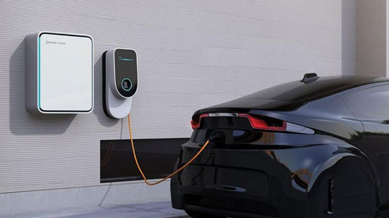 Ağdamda avtomobillər üçün şarj cihazı istehsal olunur (VİDEO)