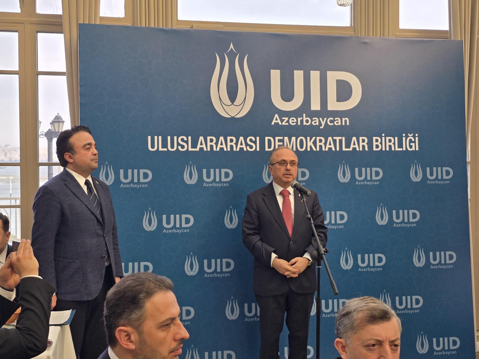 UİD Azərbaycan tərəfindən səhər yeməyi proqramı təşkil olundu (FOTO)