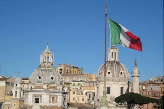 İtaliyadan vətəndaşlarına çağırış: İranı tərk edin, İsraildə isə...