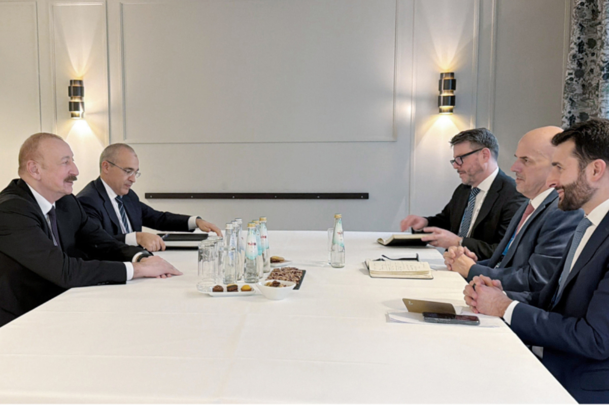 İlham Əliyev Münxendə “Oracle” korporasiyasının baş icraçı direktoru ilə görüşdü