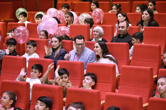 Gəncə Dövlət Dram Teatrında 