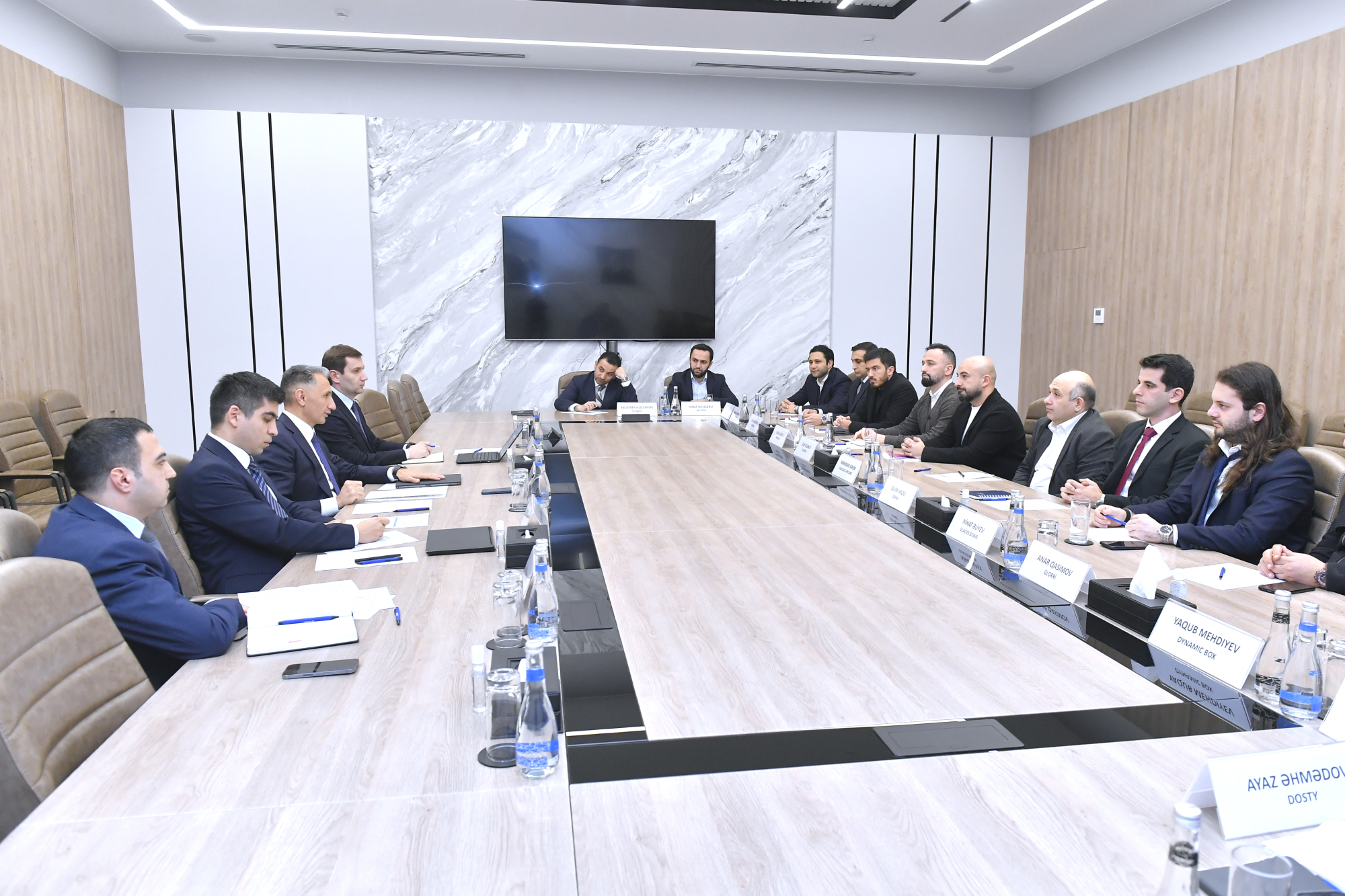 Rəşad Nəbiyev startap nümayəndələri ilə görüşdü (FOTO)