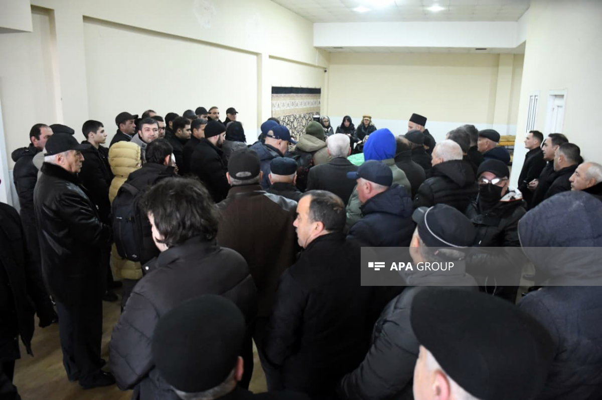 Fəzail Ağamalı dəfn edildi (FOTO)