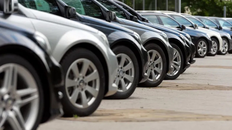 Azərbaycanın avtomobil bazarında kəskin dönüş (VİDEO)
