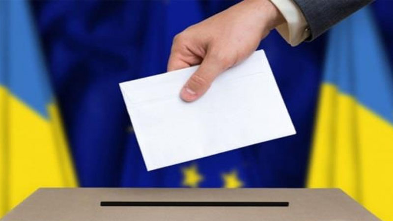 Ukraynada seçki dilemması: Zelenski müharibə fonunda namizədlik mesajı verdi (ŞƏRH)