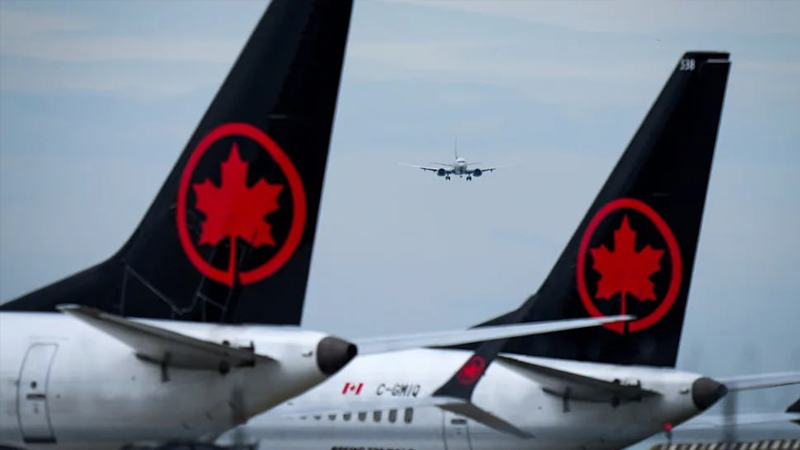 Neft embarqosu Kubada aviareysləri iflic edib - Adada minlərlə turist qalıb