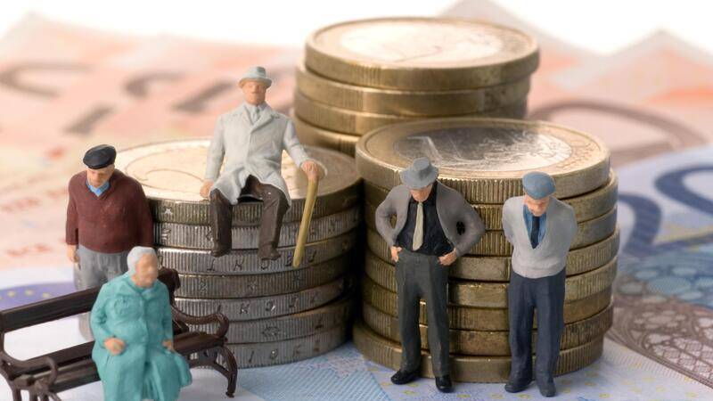 Azərbaycanda bu şəxslər pensiya hüququndan məhrum edilə bilərlər (SİYAHI)