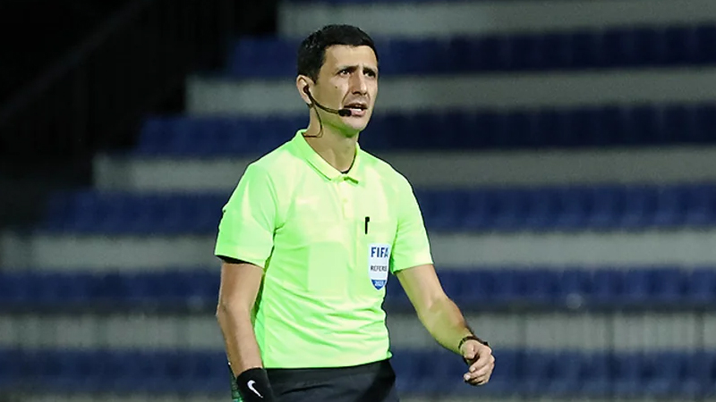 Əliyar Ağayev Konfrans Liqasında