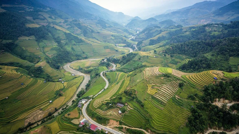 Çin ucqar dağ vadilərində gizli nüvə obyektləri inşa edir