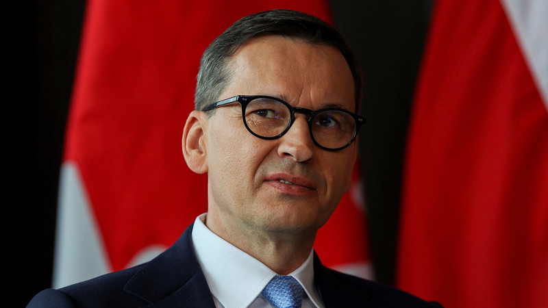 Polşanın sabiq baş naziri 370 milyon dollarlıq kömür fırıldağında ittiham olunur