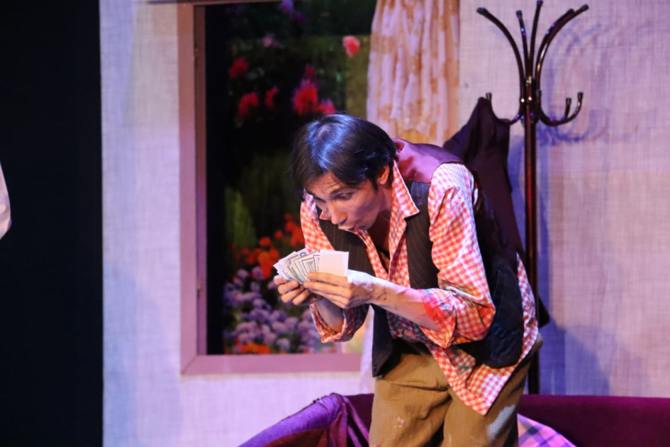 Şuşa Teatrında “Tələ” quruldu (FOTOLAR)