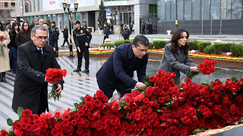 MEDİA-nın kollektivi 