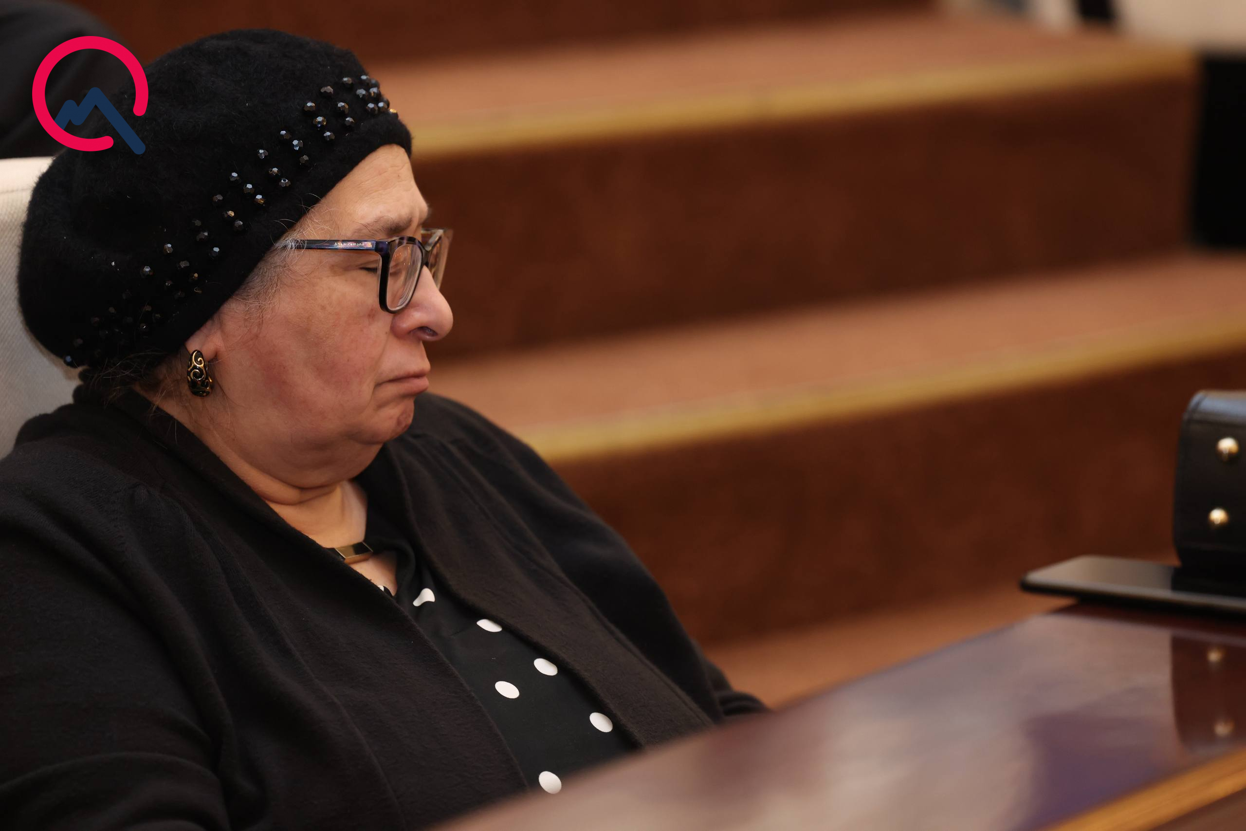 Mehdiyevi AMEA-dan çıxardacaqdılar, yatdılar - İclasdan maraqlı görüntülər (FOTO)