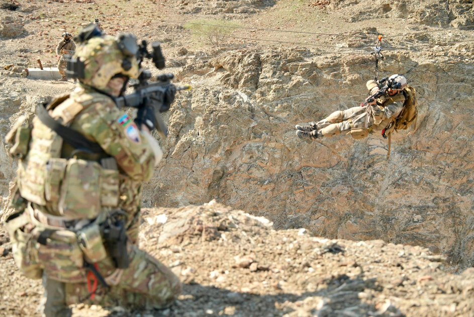 Azərbaycan və BƏƏ prezidentləri 