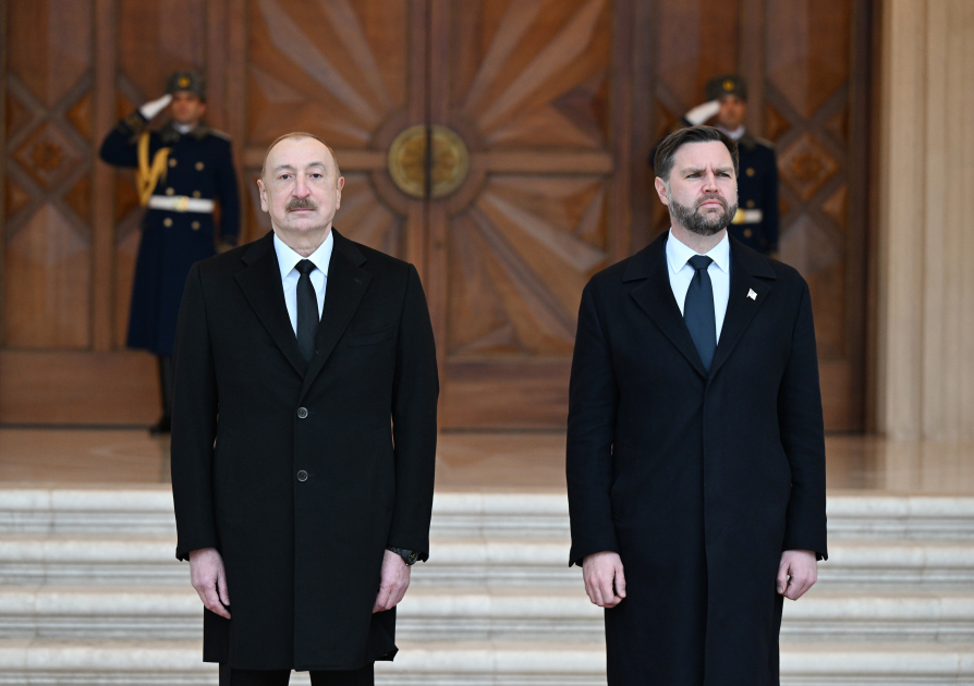 İlham Əliyevin ABŞ-ın vitse-prezidenti ilə məhdud tərkibdə görüşü oldu (YENİLƏNİB)