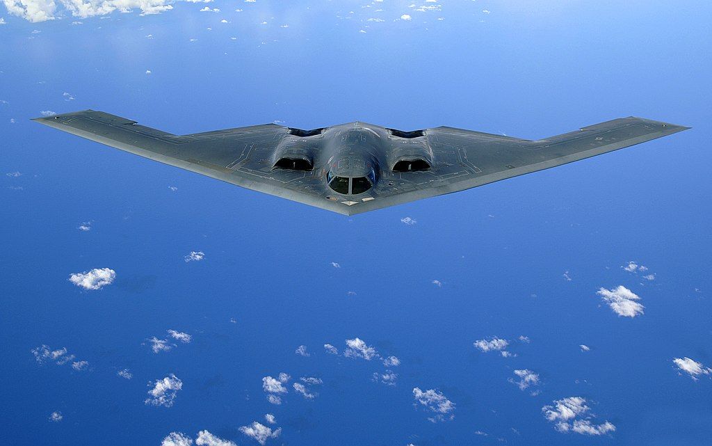 B-2-nin pilotları təhlükə zamanı necə katapult edir?