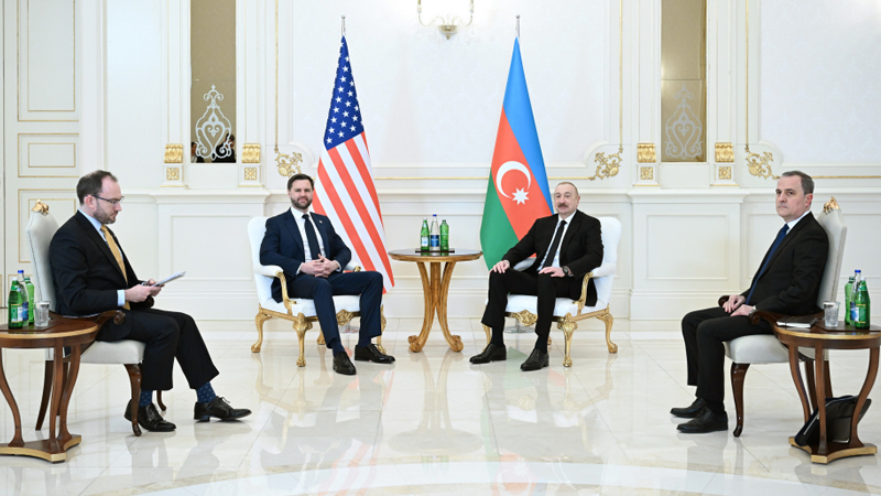 İlham Əliyevin ABŞ-ın vitse-prezidenti ilə məhdud tərkibdə görüşü oldu (YENİLƏNİB)
