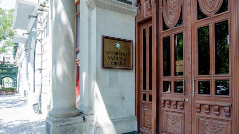 AYB üzvlükdən çıxarılanların adını niyə açıqlamadı?